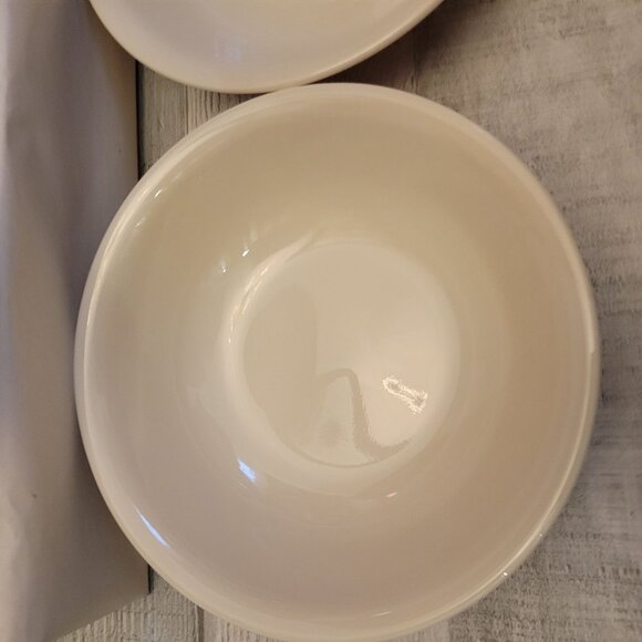Corelle Winter Frost White Bowls Set Of 4 - Picture 4 of 4